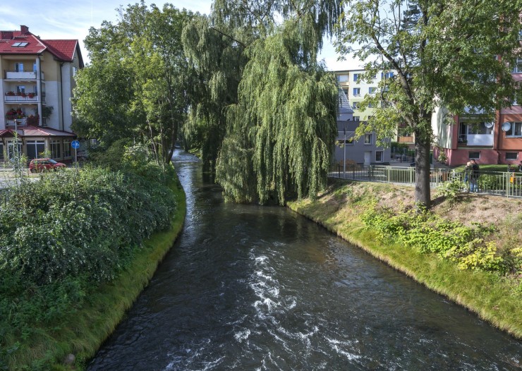 rzeka Łeba w centrum Lęborka